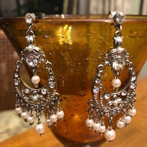 Chandelier earrings